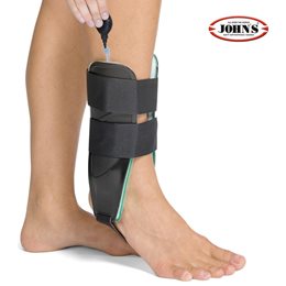 John΄s23250 Νάρθηκας Ποδοκνημικής Air Cast One Size σε Μαύρο Χρώμα 1τμχ ΟΡΘΟΔΥΝΑΜΙΚΗ Κάτω Ακρα