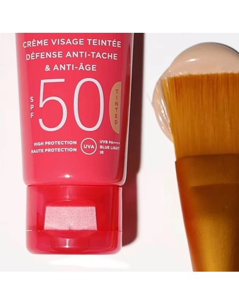 Apivita Bee Sun Safe Κρεμα Προσώπου Κατά των Πανάδων & των Ρυτίδων με Χρώμα SPF50, Tinted 50ml